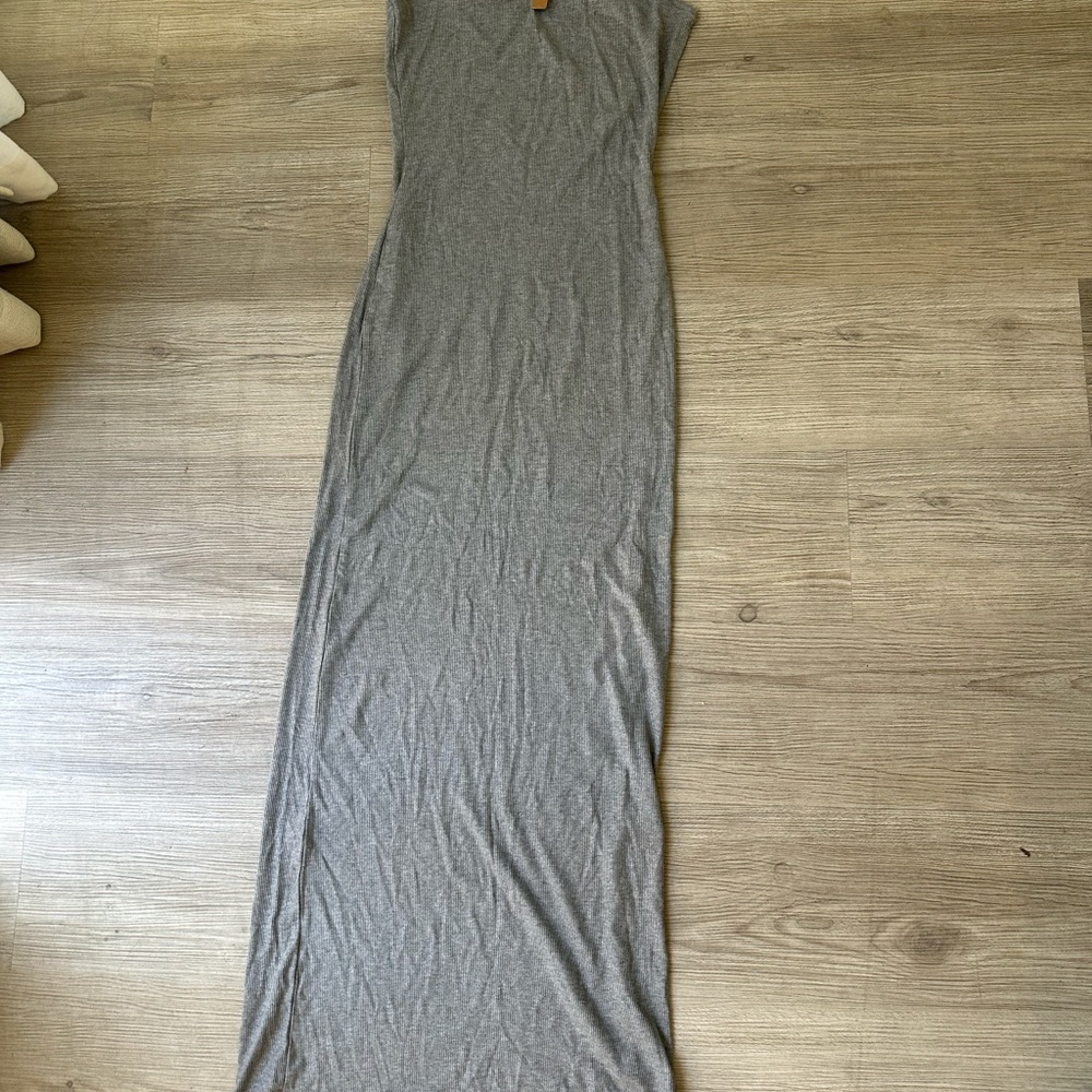 Elegant Gray Maxi Dress